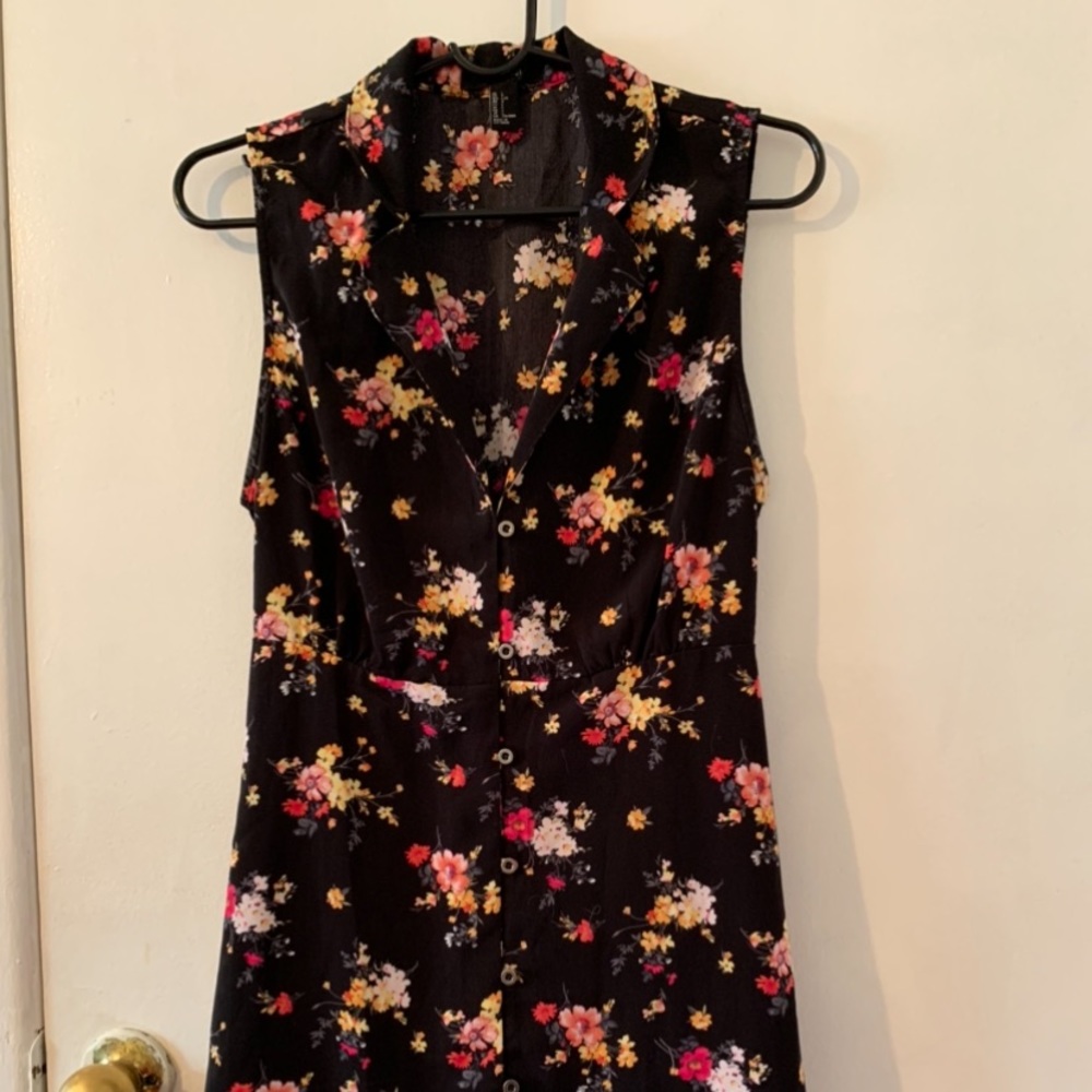 Black flowery dress